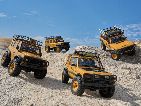 DPFMS12483RTRYL FMS FCX24M Land Rover Discovery 1:24 Camel Trophy Edition - RTR